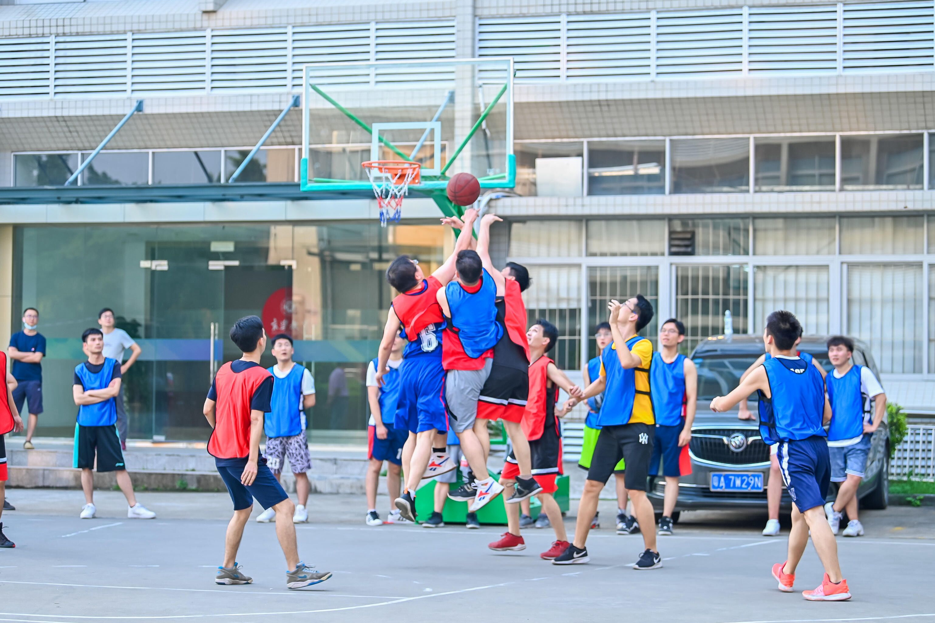 趣味運(yùn)動會